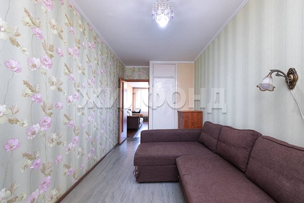 
  Продается 3-комн. квартира, 62.5 м², Ленинградская ул, д. 182
. Фото 11.