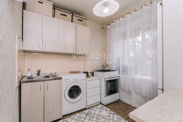 
   Продам 1-комнатную, 27.8 м², Весенняя ул, 16

. Фото 2.