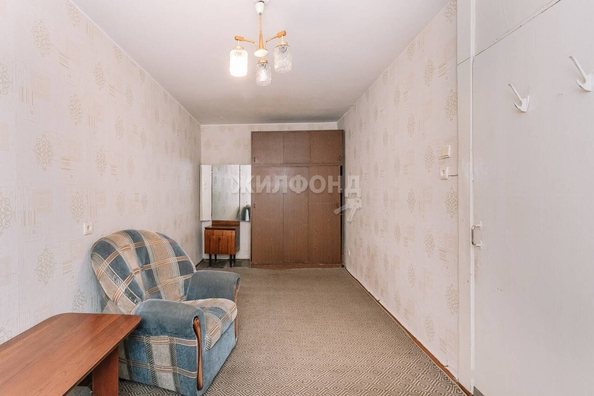 
   Продам 2-комнатную, 44.2 м², Петухова ул, 48

. Фото 18.