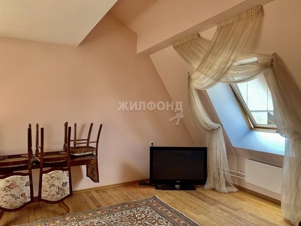 
   Продам 4-комнатную, 80.4 м², Зеленый Бор мкр, 3

. Фото 7.