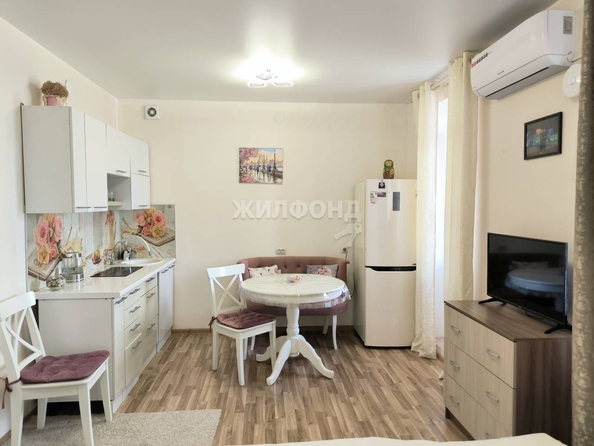 
   Продам студию, 25.7 м², Романтиков ул, 8/1

. Фото 2.