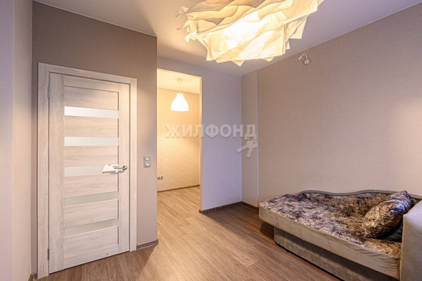 
   Продам 3-комнатную, 68.4 м², Сухарная ул, 109

. Фото 8.