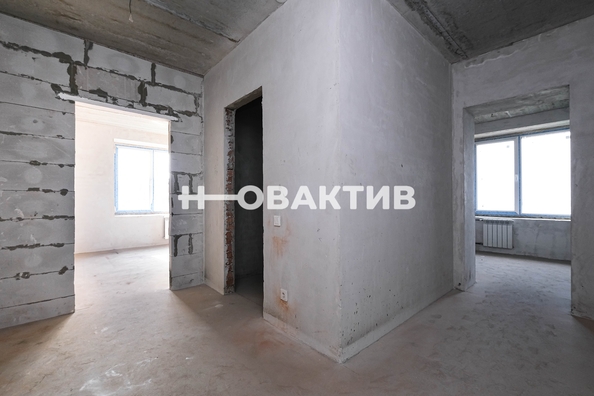 
   Продам 1-комнатную, 44.3 м², Есенина ул, 67

. Фото 3.