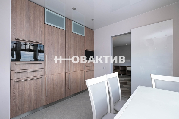 
   Продам 3-комнатную, 79.8 м², Горский мкр, 63

. Фото 4.