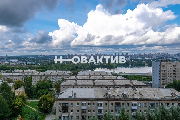 
   Продам 3-комнатную, 79.8 м², Горский мкр, 63

. Фото 9.