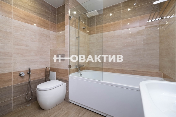 
   Продам 3-комнатную, 79.8 м², Горский мкр, 63

. Фото 47.