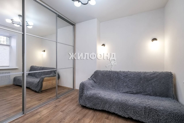 
   Продам 2-комнатную, 50.1 м², Аэропорт ул, 5

. Фото 20.