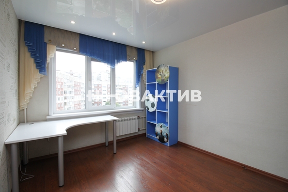 
   Продам 5-комнатную, 90.3 м², Железнодорожная ул, 2

. Фото 16.