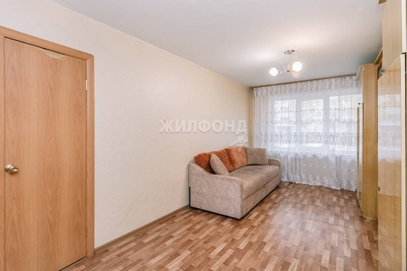 
   Продам 1-комнатную, 30 м², Связистов ул, 121

. Фото 3.