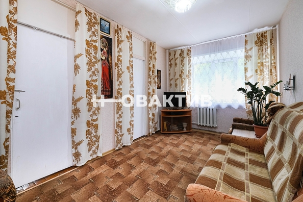 
   Продам 4-комнатную, 61.1 м², Большевистская ул, 2

. Фото 2.