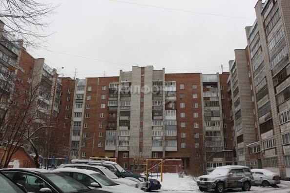 
   Продам 3-комнатную, 65.8 м², Ольги Жилиной ул, 73

. Фото 2.