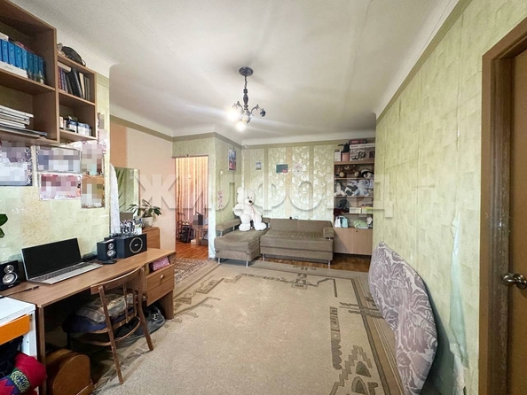 
   Продам 3-комнатную, 56.5 м², Гоголя ул, 1

. Фото 3.