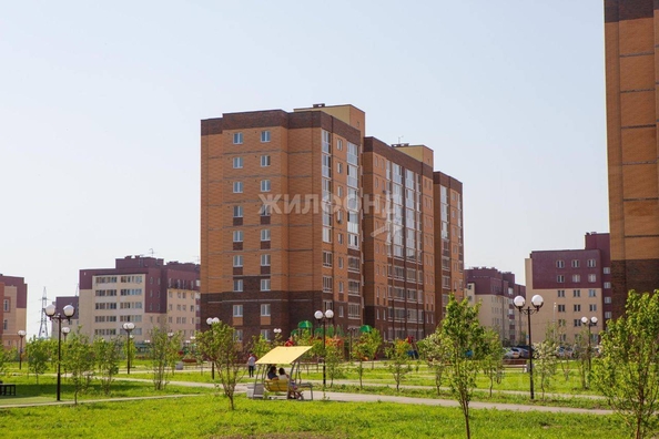 
   Продам 3-комнатную, 66 м², Романтиков ул, 16

. Фото 17.