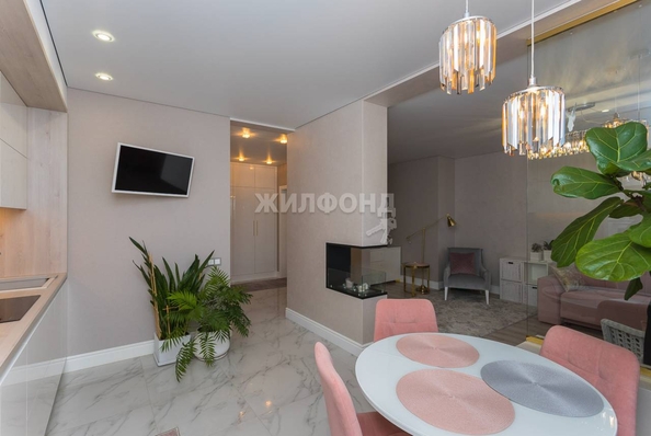 
   Продам 1-комнатную, 45.4 м², Богдана Хмельницкого ул, 19/3

. Фото 16.