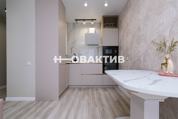 
   Продам 1-комнатную, 37.6 м², Дунаевского ул, 14/2

. Фото 5.