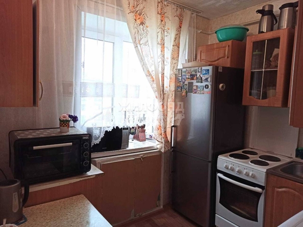 
   Продам 3-комнатную, 63.6 м², Молодежная ул, 13

. Фото 4.