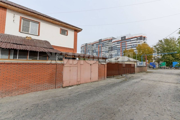 
   Продам дом, 180.5 м², Новосибирск

. Фото 2.