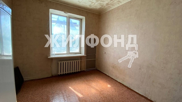 
   Продам комнату, 17.7 м², Героев Революции ул, 13

. Фото 1.