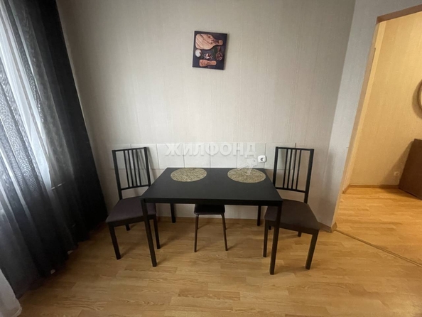 
   Продам 1-комнатную, 37.7 м², Крылова ул, 64/1

. Фото 3.