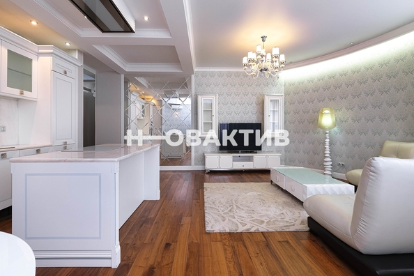 
   Продам 3-комнатную, 100.2 м², Чаплыгина ул, 93

. Фото 5.