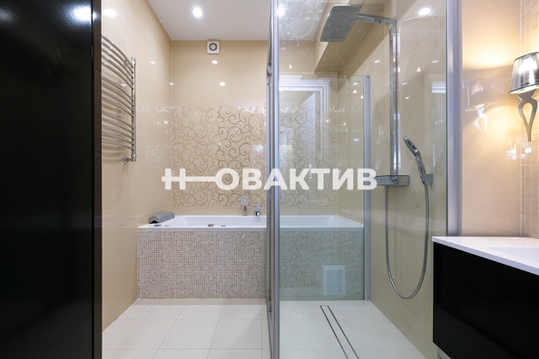 
   Продам 3-комнатную, 100.2 м², Чаплыгина ул, 93

. Фото 22.