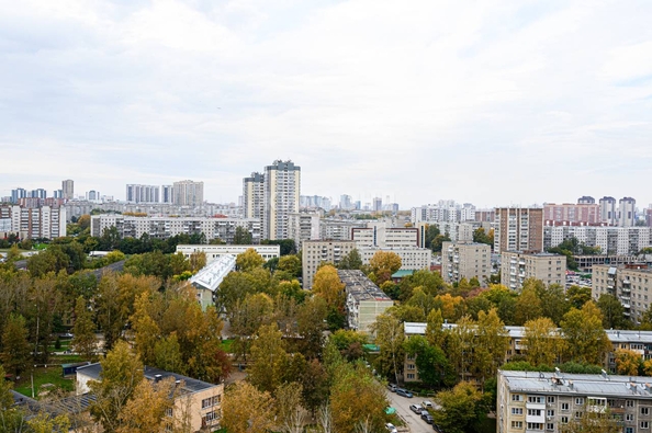 
   Продам 3-комнатную, 70.9 м², Бориса Богаткова ул, 260/1

. Фото 33.