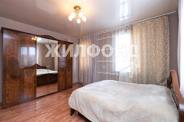 
   Продам дом, 250 м², Новосибирск

. Фото 16.