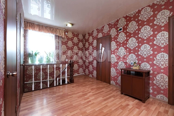 
   Продам дом, 250 м², Новосибирск

. Фото 13.