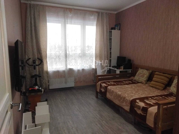 
   Продам 2-комнатную, 52.6 м², Кирова ул, 322

. Фото 5.