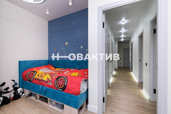 
   Продам 4-комнатную, 94.5 м², Охотская ул, 88/3

. Фото 16.