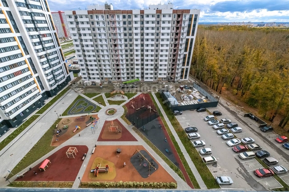 
   Продам студию, 24 м², Петухова ул, 162

. Фото 7.