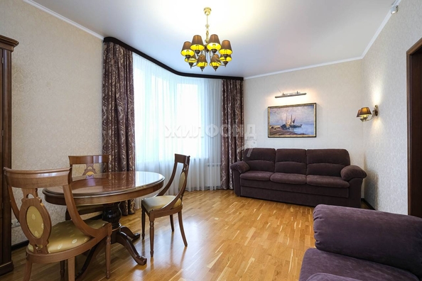 
   Продам 2-комнатную, 70.7 м², Семьи Шамшиных ул, 24/2

. Фото 4.