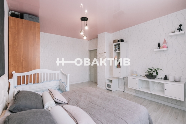 
   Продам 3-комнатную, 77.9 м², Урицкого ул, 37

. Фото 12.