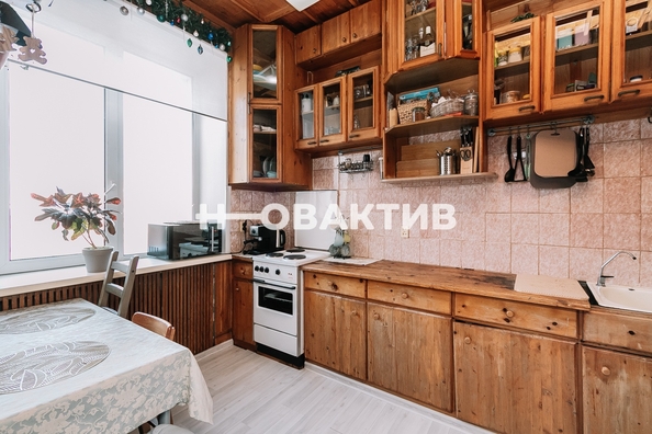 
   Продам 3-комнатную, 77.9 м², Урицкого ул, 37

. Фото 13.