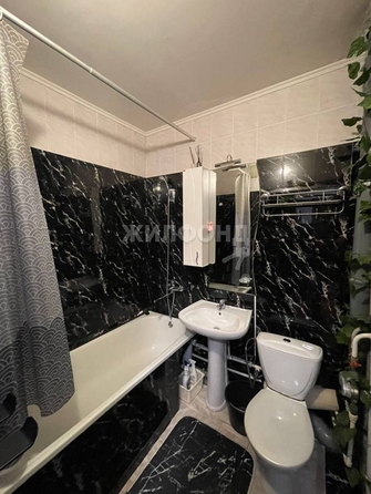 
   Продам 1-комнатную, 38 м², Гребенщикова ул, 11/1

. Фото 6.