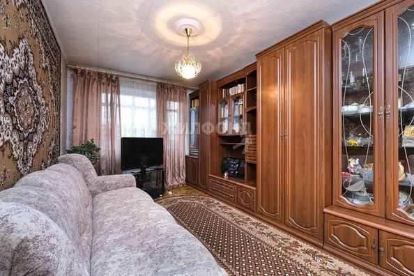 
   Продам 1-комнатную, 29.8 м², Кропоткина ул, 128/1

. Фото 2.