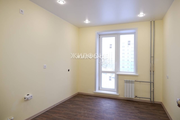 
   Продам 1-комнатную, 40.5 м², Александра Чистякова ул, 2/1

. Фото 7.