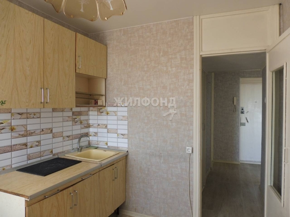 
   Продам 1-комнатную, 31.8 м², ЖКО Аэропорта ул, 24

. Фото 4.