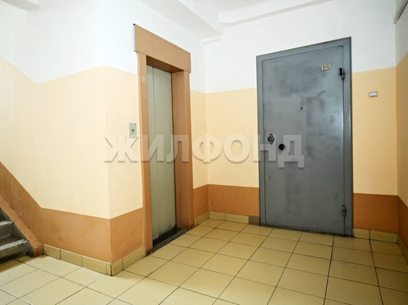 
   Продам 2-комнатную, 53 м², В. Высоцкого ул, 42/3

. Фото 35.