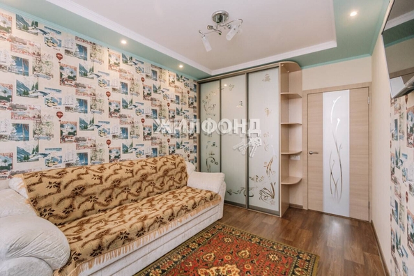 
   Продам 2-комнатную, 49.9 м², Лазурная ул, 28

. Фото 10.