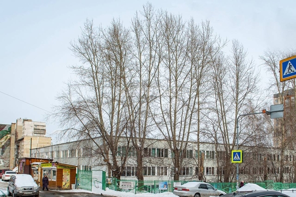 
   Продам 2-комнатную, 42.3 м², Доватора ул, 29

. Фото 21.