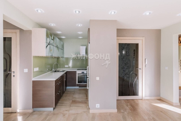 
   Продам 3-комнатную, 70.8 м², Горский мкр, 78

. Фото 2.