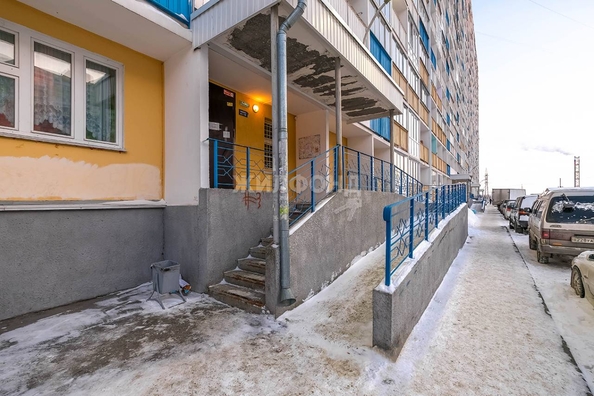 
   Продам 1-комнатную, 19.3 м², Виктора Уса ул, 15

. Фото 20.