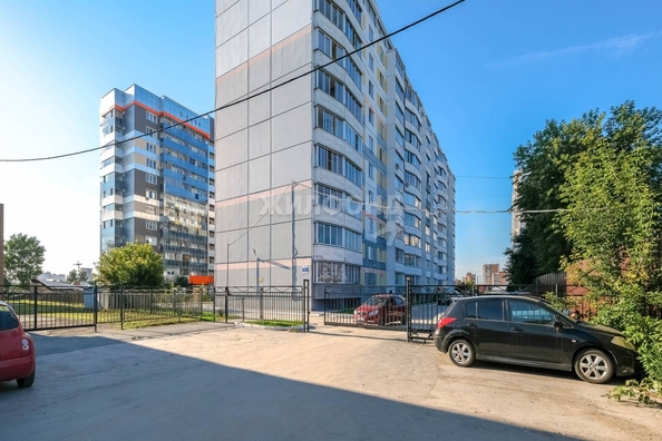 
   Продам 1-комнатную, 38 м², Плахотного ул, 53/1

. Фото 25.