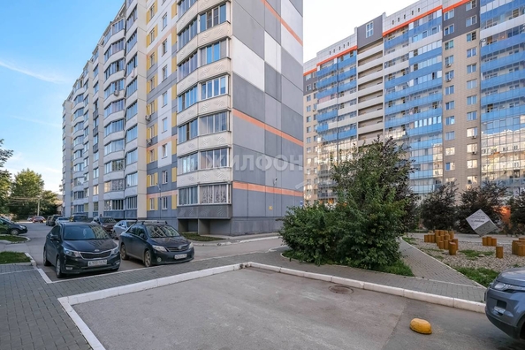 
   Продам 1-комнатную, 38 м², Плахотного ул, 53/1

. Фото 27.