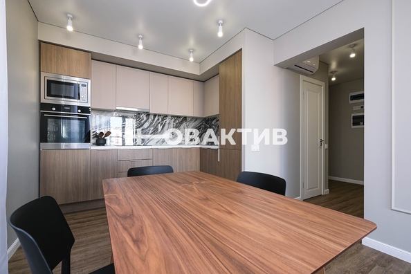 
   Продам 3-комнатную, 92.8 м², Владимира Заровного ул, 24

. Фото 10.