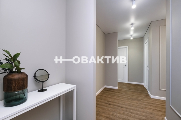 
   Продам 3-комнатную, 92.8 м², Владимира Заровного ул, 24

. Фото 28.