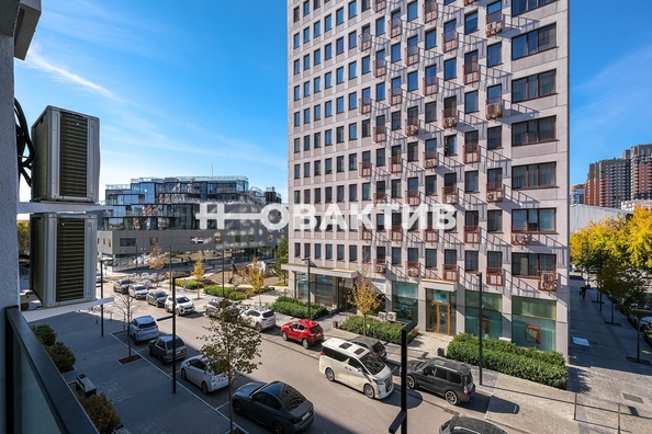 
   Продам 3-комнатную, 92.8 м², Владимира Заровного ул, 24

. Фото 30.