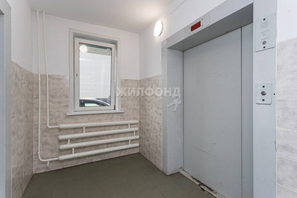 
   Продам 2-комнатную, 56 м², Есенина ул, 12/2

. Фото 16.