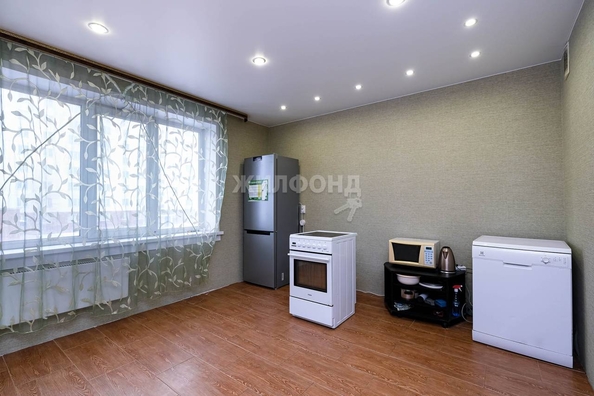 
   Продам 2-комнатную, 80.3 м², Татьяны Снежиной ул, 46/1

. Фото 11.